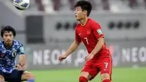 球星C罗意大利狂欢节热舞，纸塑道具还原度高引关注