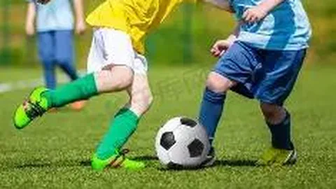 惨痛同窗聚首，泪洒比惨盛宴，谁将逆风翻盘，成就逆袭传奇？