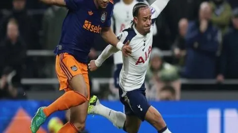 雷恩主场让步，昂热能否客场逆袭